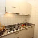 Villa Rowhouse With Private Garden *