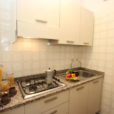 Villa Rowhouse With Private Garden *